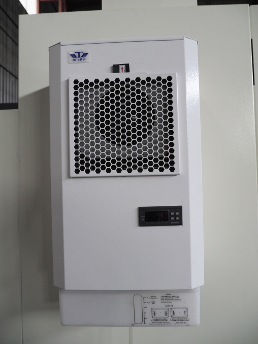 Фрезерный станок 3-х осевой MetalCraft VMC1160 с ЧПУ HNC-818D (VMC1160.H.15/22,5.10.20.P) — фото 7