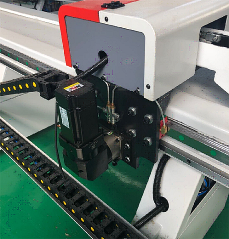 Автоматический торцовочный станок с вырезкой дефектов EcoWood MasterCut 250 — фото 2
