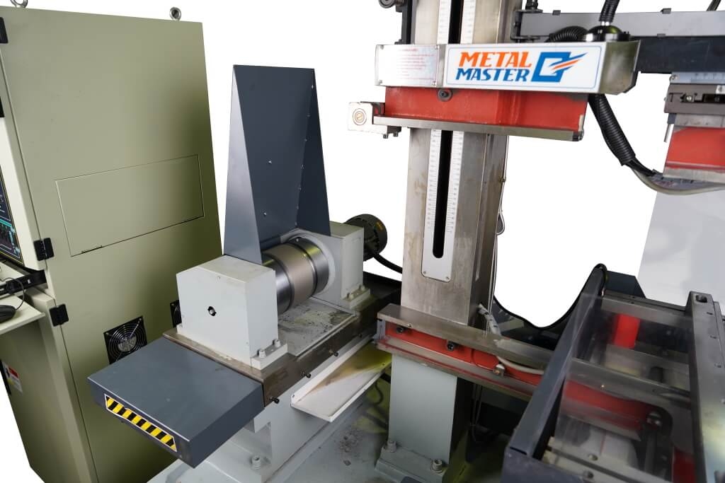 Электроэрозионный проволочно-вырезной станок с ЧПУ струйного типа Metal Master DK7745 DRO (Однопроходный) — фото 9