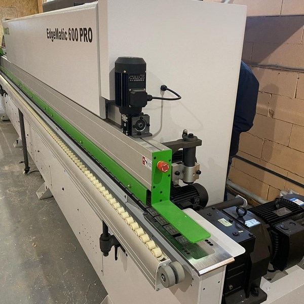 Станок для облицовывания кромок мебельных деталей WoodTec EdgeMatic 600 PRO — фото 2
