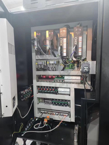 Фрезерный обрабатывающий центр IRONMAC IMV-12.60 (12 000 об/мин) — фото 11