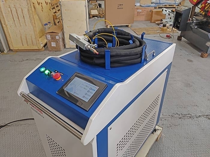 Аппарат лазерной сварки KY-W-HW1500-C 1.5кВт Raycus 3в1 (резка, сварка, очистка) с механизмом подачи проволоки и водным охлаждением — фото 7