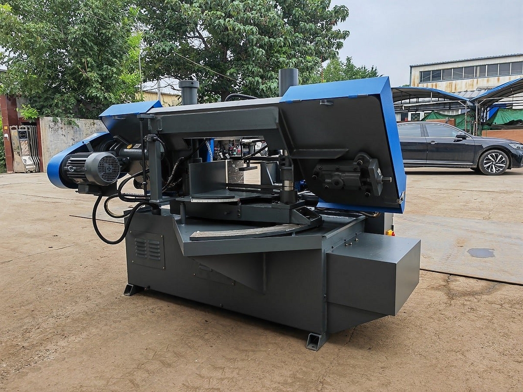 Ленточнопильный станок MetalTec BS 300 CZ (угол до 60°) — фото 4