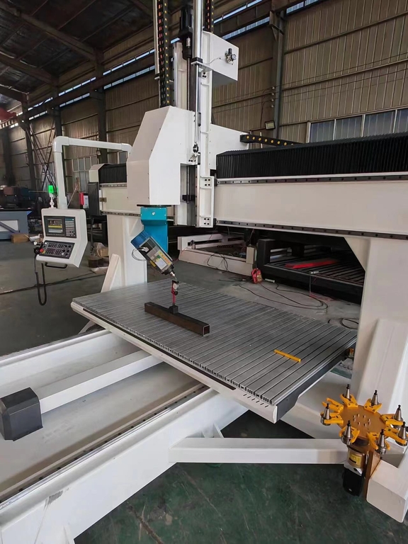 Обрабатывающий центр с чпу WoodTec 1320 - 5 AXIS — фото 4